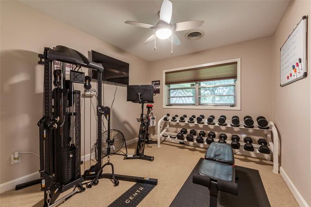 1208 15th Avenue N, Texas City, TX 77590