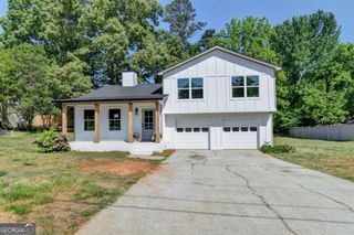 1421 Willow Bend Drive, Snellville, GA 30078