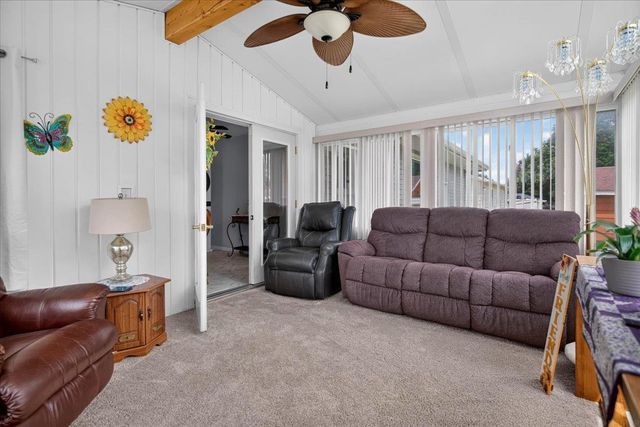 1129 Maxine Avenue, Waterloo, IA 50701