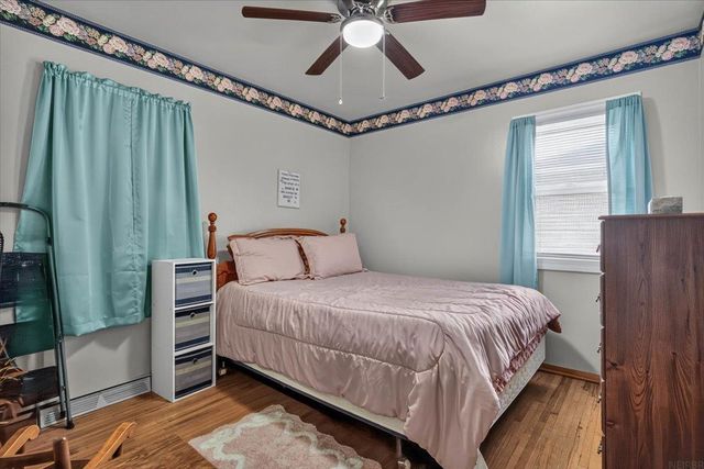 1129 Maxine Avenue, Waterloo, IA 50701