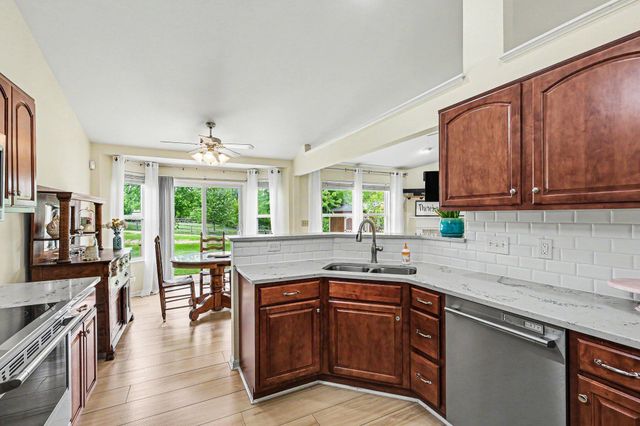 6360 Deermeade Drive, Florence, KY 41042