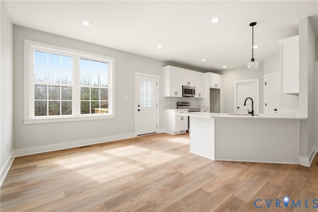 3741 Jefferson Landing Rd, Powhatan, VA 23139