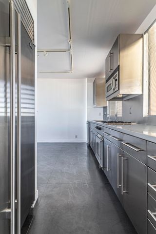 600 Alcalde Place SW 7B, Albuquerque, NM 87104