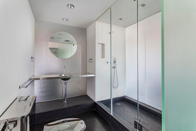 600 Alcalde Place SW 7B, Albuquerque, NM 87104