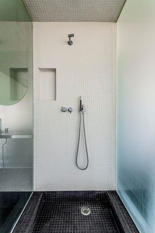 600 Alcalde Place SW 7B, Albuquerque, NM 87104