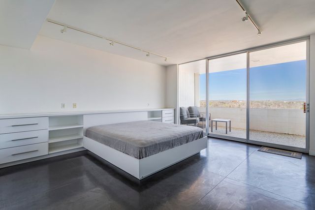 600 Alcalde Place SW 7B, Albuquerque, NM 87104