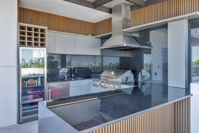 1180 N Federal Hwy 1602, Fort Lauderdale, FL 33304