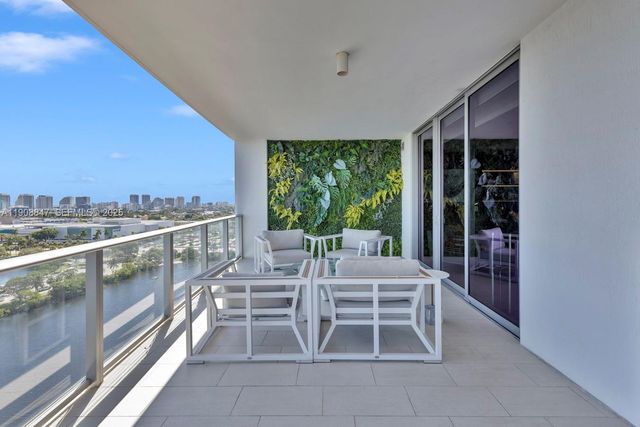 1180 N Federal Hwy 1602, Fort Lauderdale, FL 33304