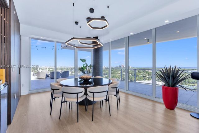 1180 N Federal Hwy 1602, Fort Lauderdale, FL 33304