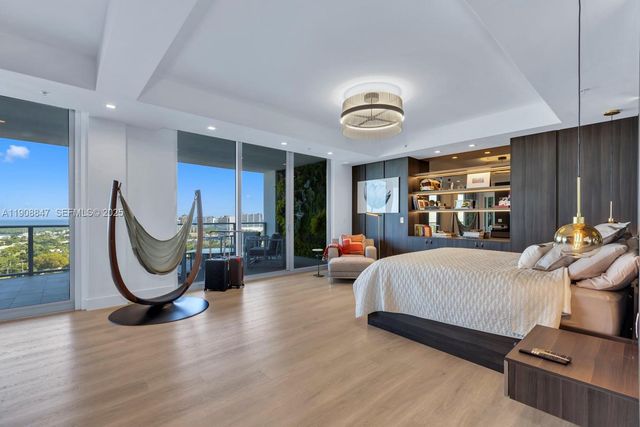 1180 N Federal Hwy 1602, Fort Lauderdale, FL 33304