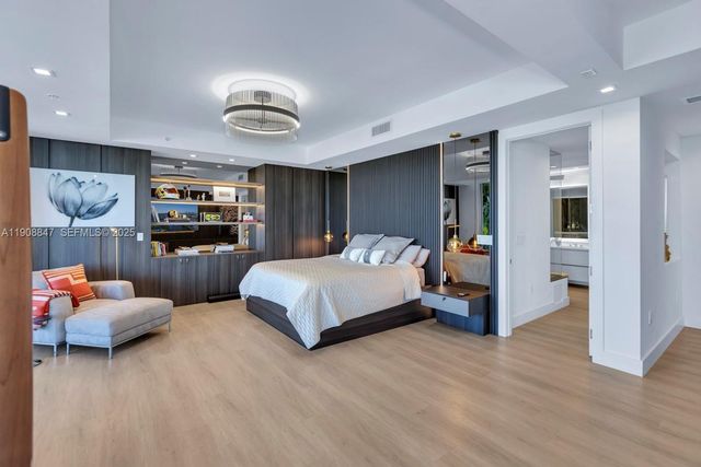 1180 N Federal Hwy 1602, Fort Lauderdale, FL 33304