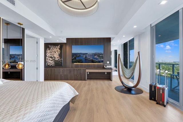 1180 N Federal Hwy 1602, Fort Lauderdale, FL 33304