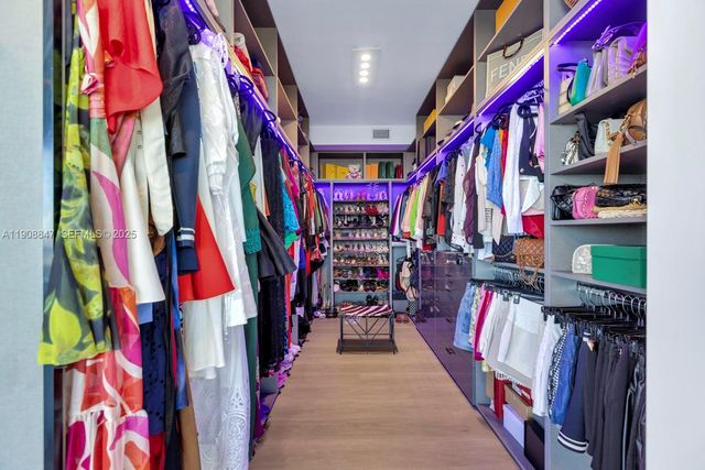 1180 N Federal Hwy 1602, Fort Lauderdale, FL 33304