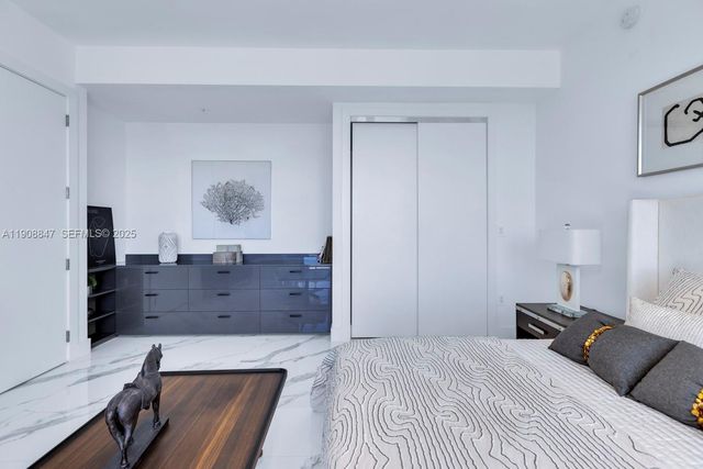 1180 N Federal Hwy 1602, Fort Lauderdale, FL 33304