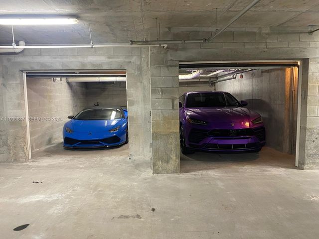 1180 N Federal Hwy 1602, Fort Lauderdale, FL 33304