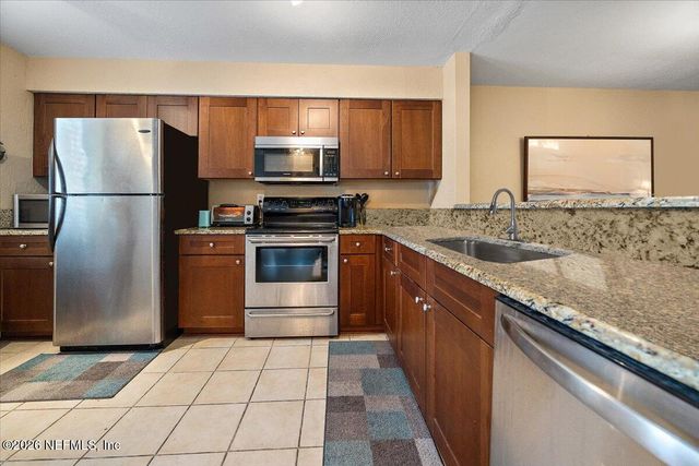 1604 ARCADIA Drive 307, Jacksonville, FL 32207