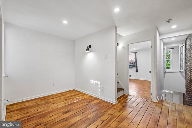 27 S ARLINGTON AVE, Baltimore, MD 21223