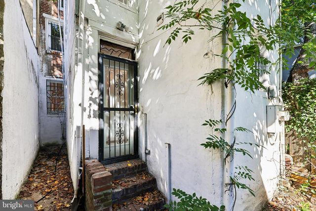 27 S ARLINGTON AVE, Baltimore, MD 21223
