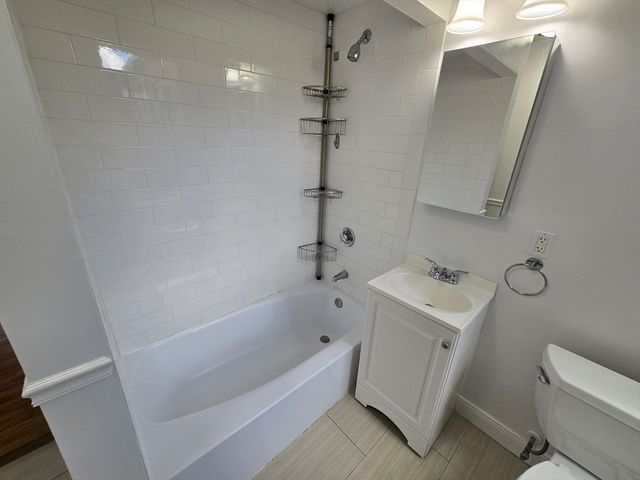 84 W Cedar St 7, Boston, MA 02114