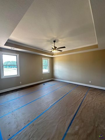2 Pleasant Oaks Drive, Perry, GA 31069