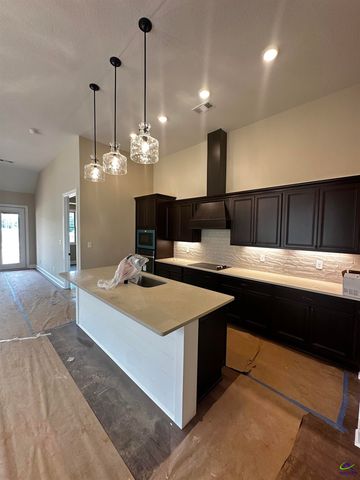 2 Pleasant Oaks Drive, Perry, GA 31069