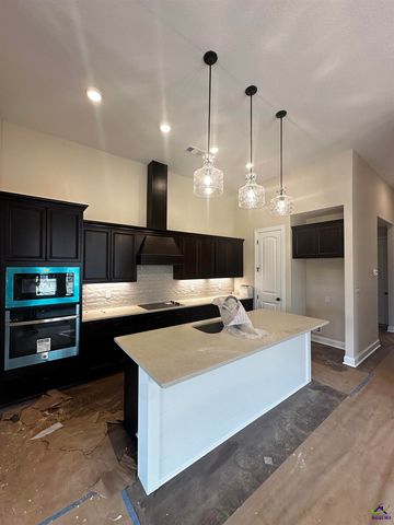 2 Pleasant Oaks Drive, Perry, GA 31069