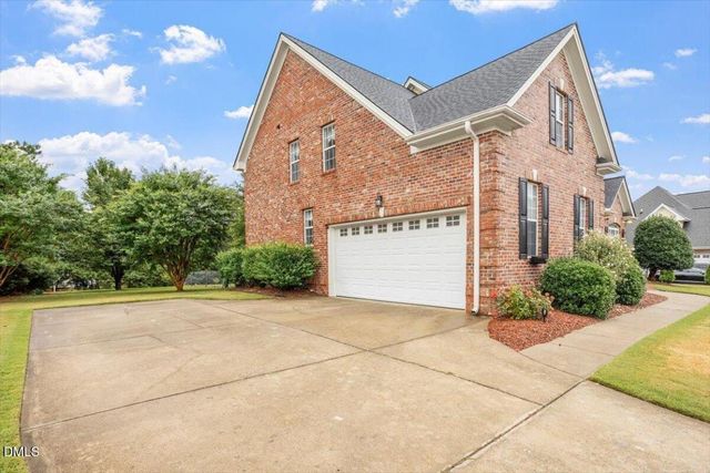 105 Aviary Court, Clayton, NC 27520