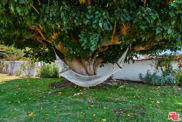 1166 LAS PULGAS Place, Pacific Palisades (los Angeles), CA 90272