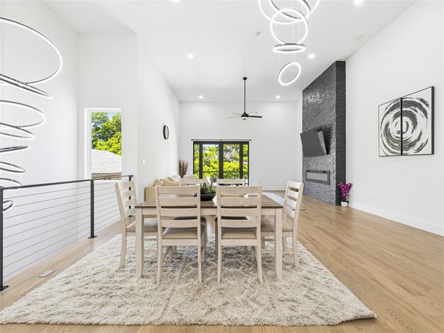 1521 N Haskell Avenue, Dallas, TX 75204