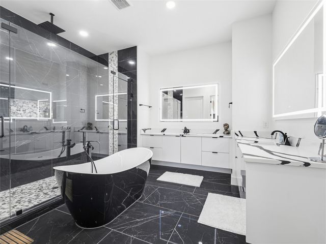 1521 N Haskell Avenue, Dallas, TX 75204