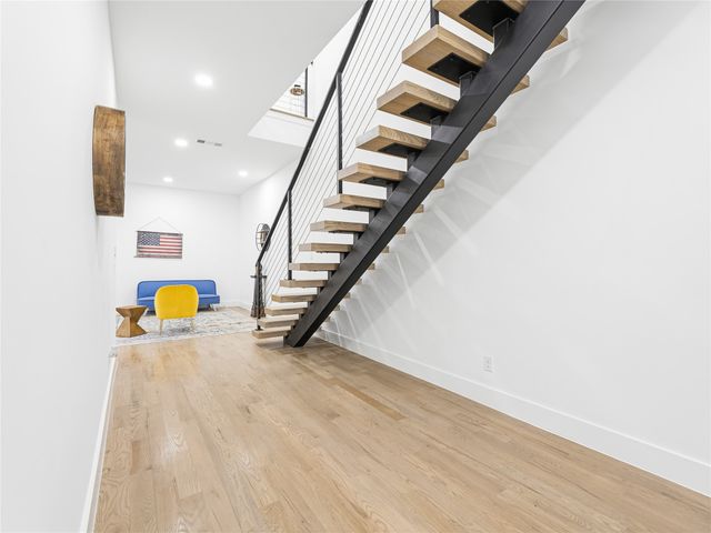 1521 N Haskell Avenue, Dallas, TX 75204