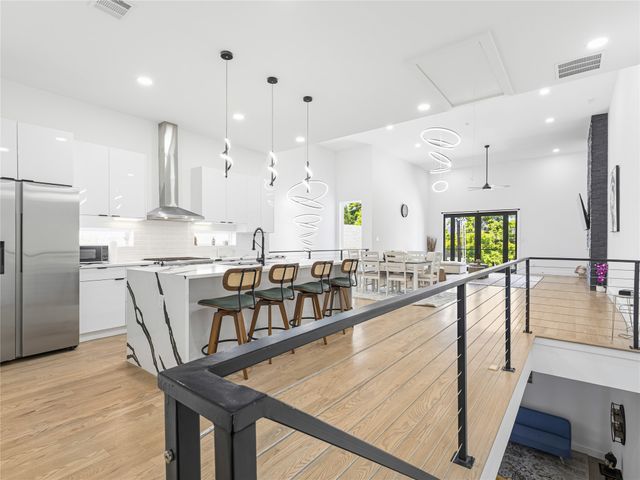 1521 N Haskell Avenue, Dallas, TX 75204