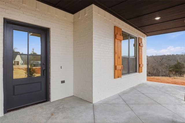 3124 Road Runner Court, Guthrie, OK 73044