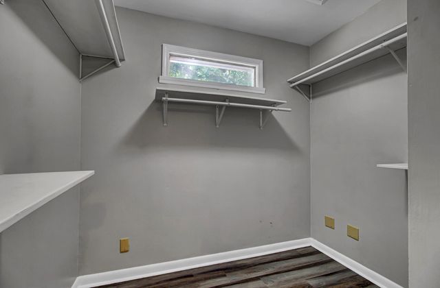 1107 Hawthorne Road, Hanahan, SC 29410