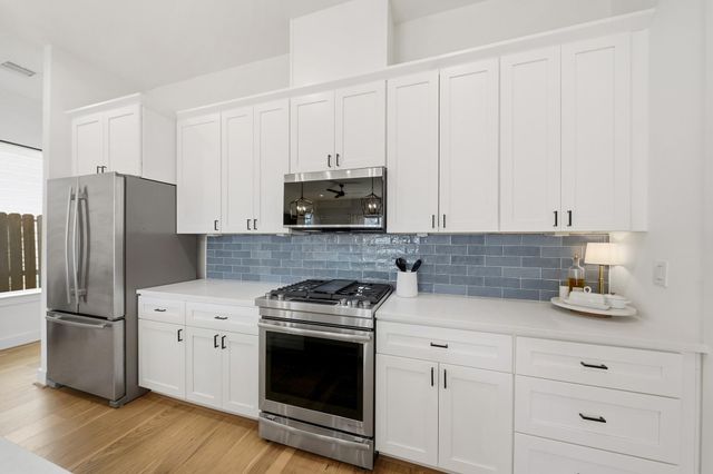 2211 Mansfield Street, Houston, TX 77091