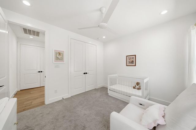 2211 Mansfield Street, Houston, TX 77091