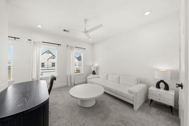 2211 Mansfield Street, Houston, TX 77091