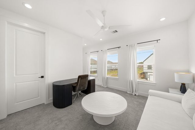 2211 Mansfield Street, Houston, TX 77091