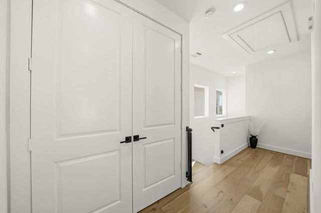 2211 Mansfield Street, Houston, TX 77091