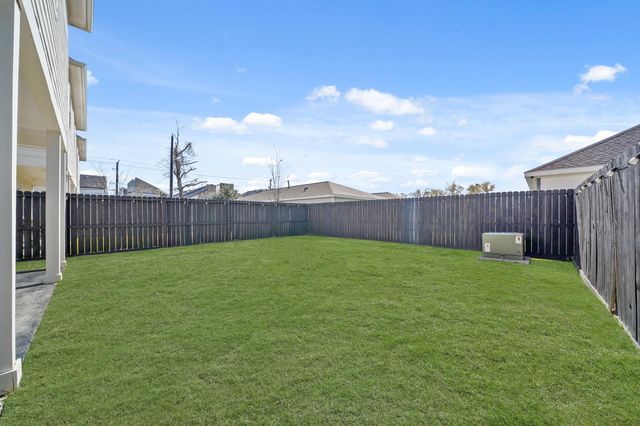 2211 Mansfield Street, Houston, TX 77091