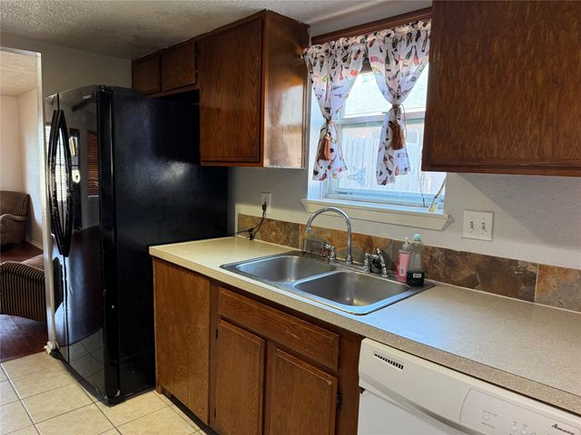 526 Whippoorwill Drive, Missouri City, TX 77489