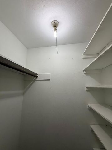 526 Whippoorwill Drive, Missouri City, TX 77489