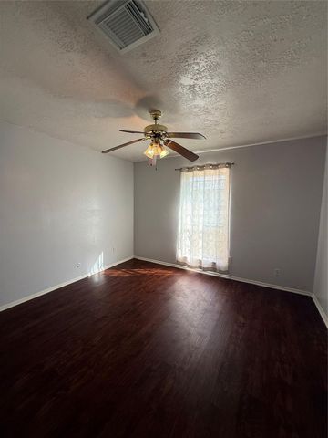 526 Whippoorwill Drive, Missouri City, TX 77489