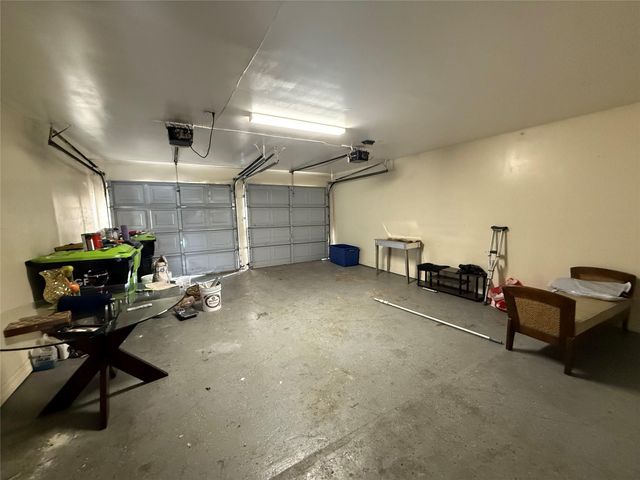 526 Whippoorwill Drive, Missouri City, TX 77489