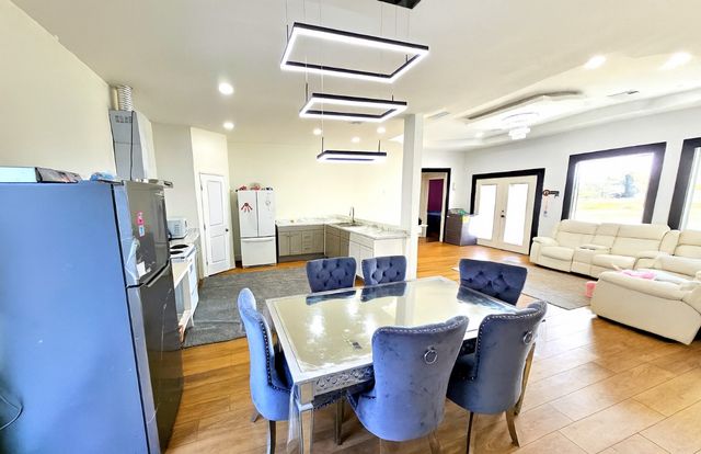 2007 Skyfall Way, Wortham, TX 76693