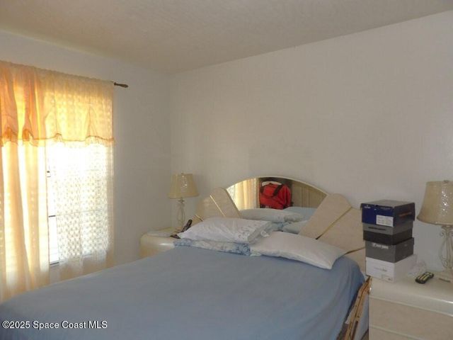 430 Nogales Avenue NE, Palm Bay, FL 32907