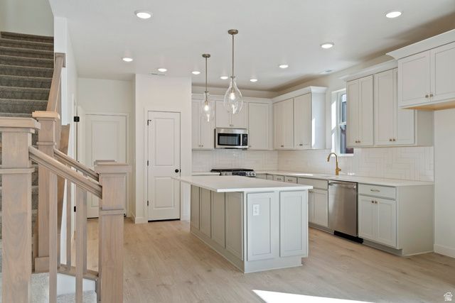11313 S LAKE RUN RD, South Jordan, UT 84009