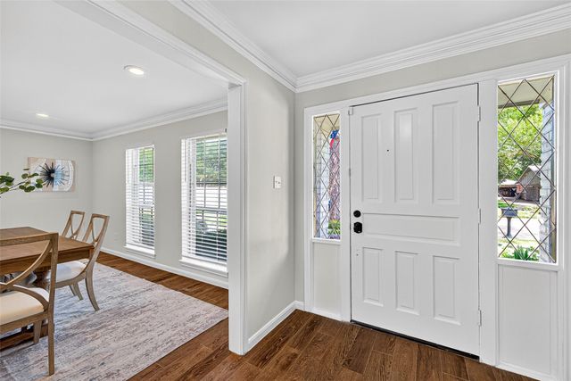 10935 Piping Rock Lane, Houston, TX 77042