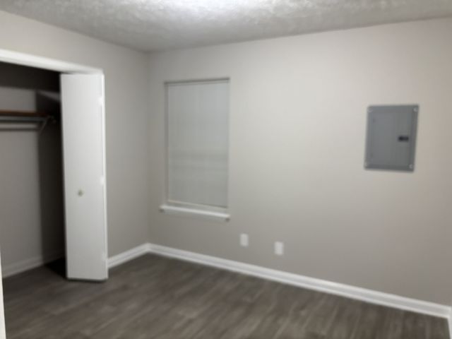 3239 Tower Dr Apt B, Clarksville, TN 37042