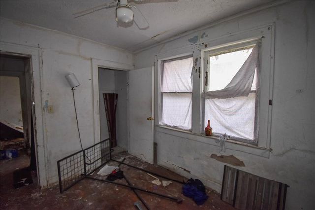 5406 Jackson Avenue, Kansas City, MO 64130